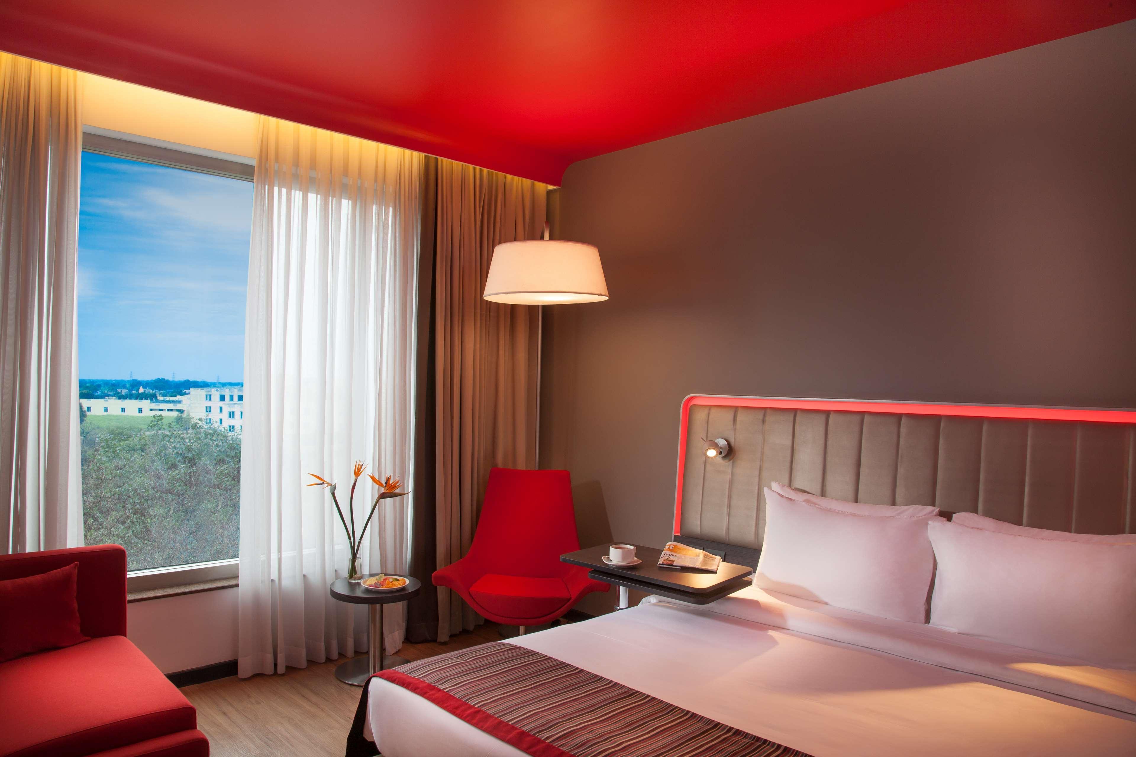 Park Inn By Radisson Gurgaon Bilaspur Manesar Exteriér fotografie