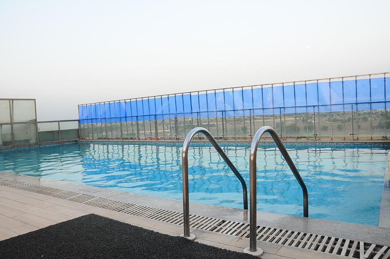 Park Inn By Radisson Gurgaon Bilaspur Manesar Exteriér fotografie